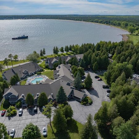Baileys Harbor Yacht Club Resort Exteriör bild