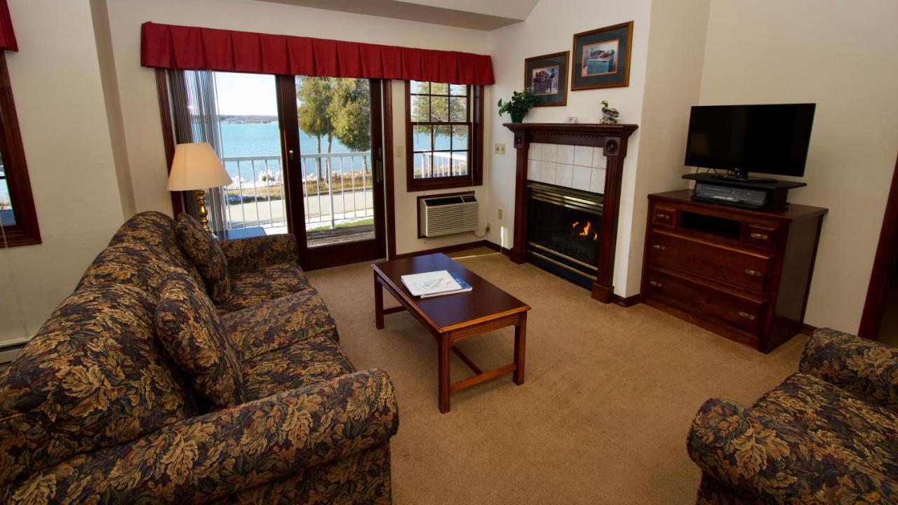 Baileys Harbor Yacht Club Resort Exteriör bild
